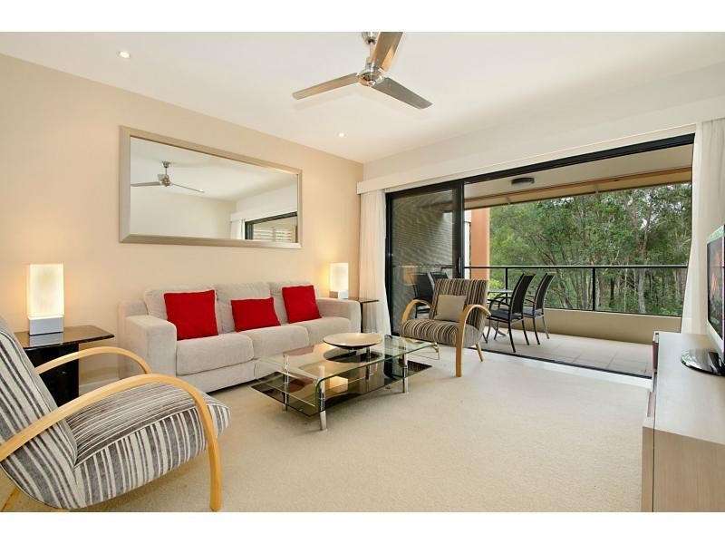 841/61 Noosa Springs Drive, The Fairways, Noosa Springs QLD 4567