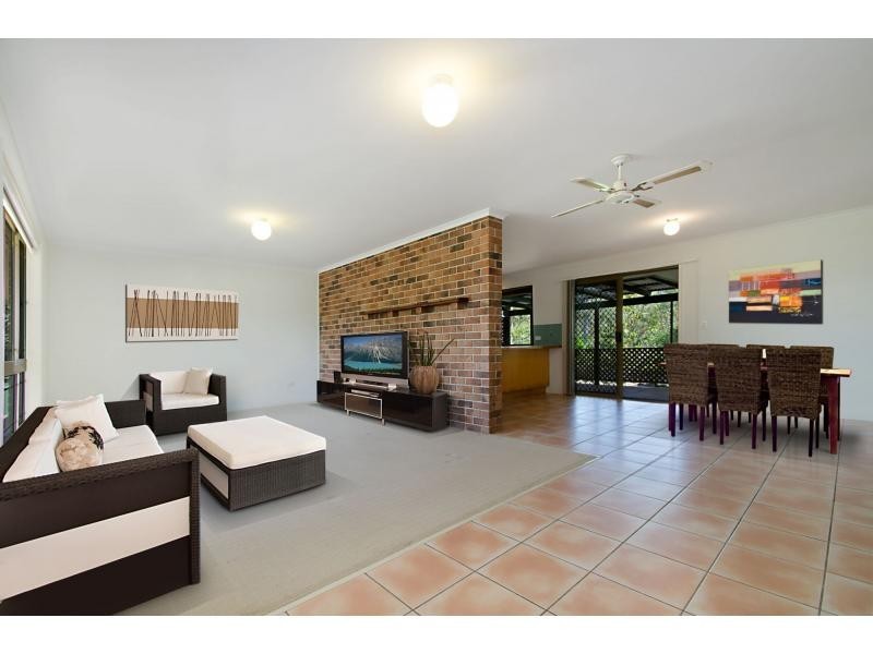 129 Outlook Drive, Tewantin QLD 4565