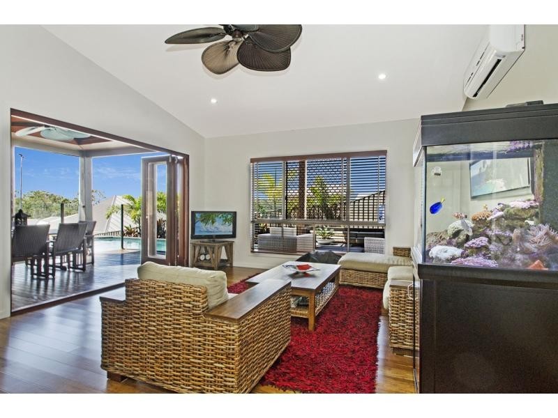 15 Feathertail Place, Peregian Springs QLD 4573