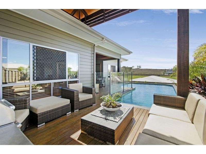 15 Feathertail Place, Peregian Springs QLD 4573