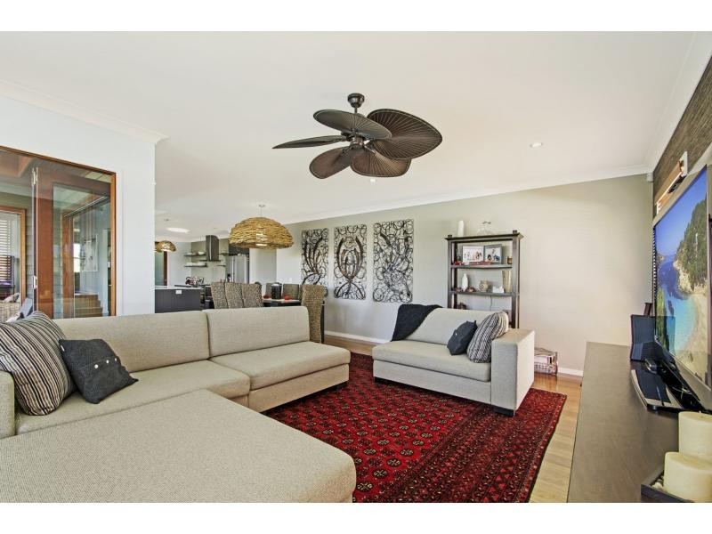 15 Feathertail Place, Peregian Springs QLD 4573