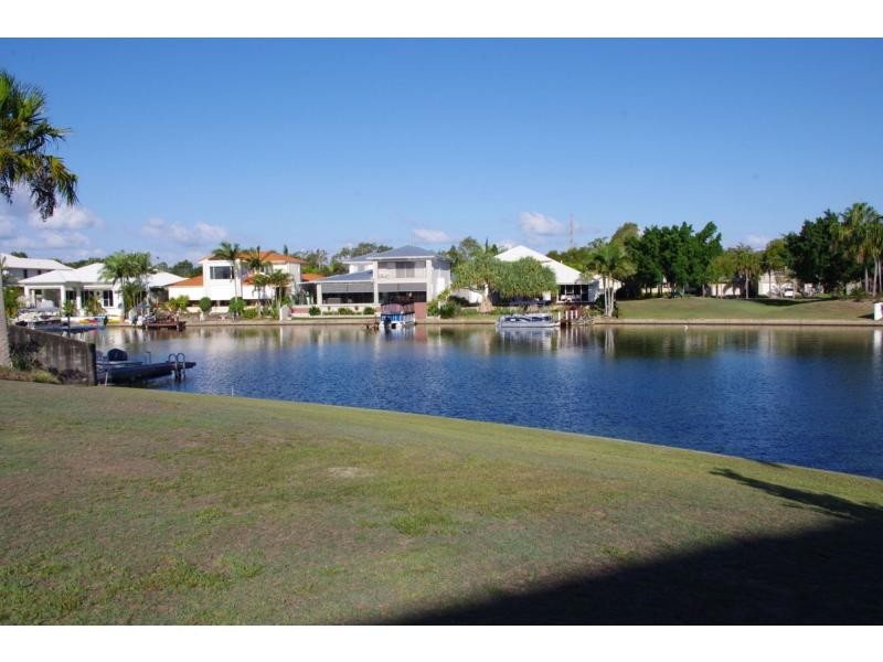 44 Masthead Quay, Noosa Waters QLD 4566