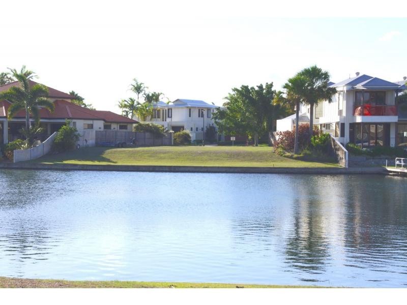 44 Masthead Quay, Noosa Waters QLD 4566