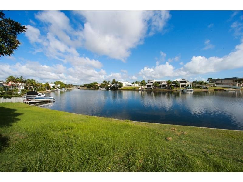 129 Shorehaven Drive, Noosa Waters QLD 4566