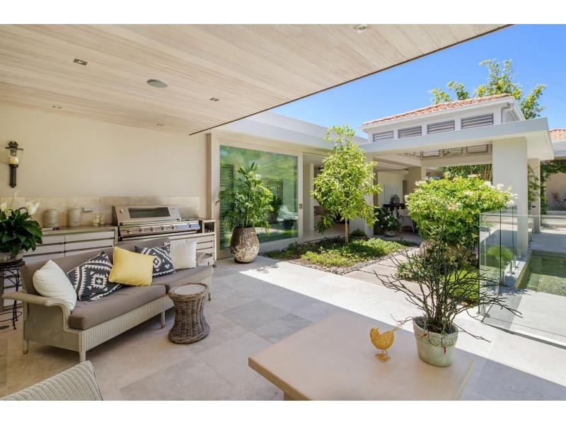 537 Noosa Springs Drive, Noosa Springs QLD 4567