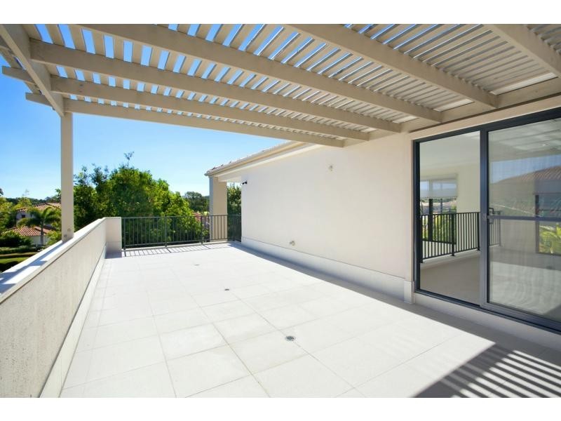 559 Noosa Springs Drive, Noosa Heads QLD 4567