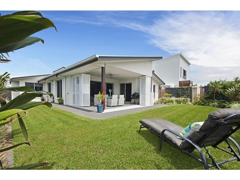17 Bellbird Place, Peregian Springs QLD 4573