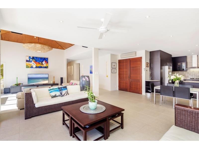 63 Mudjimba Esplanade, Mudjimba QLD 4564