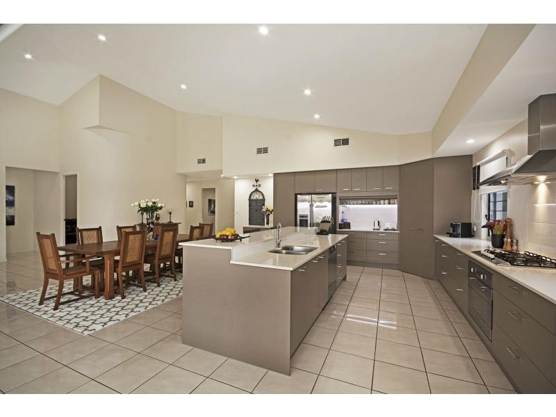 7 Parsons Bank Drive, Twin Waters QLD 4564