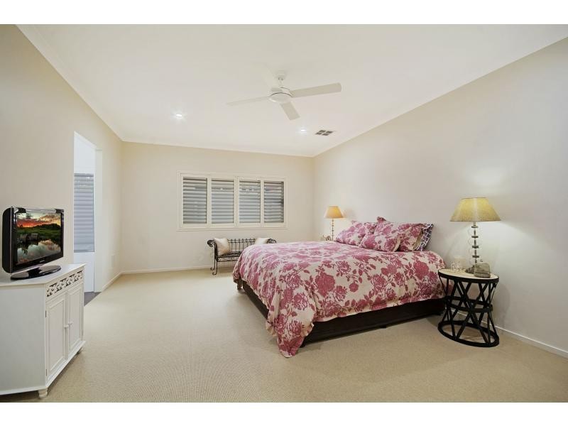 7 Parsons Bank Drive, Twin Waters QLD 4564