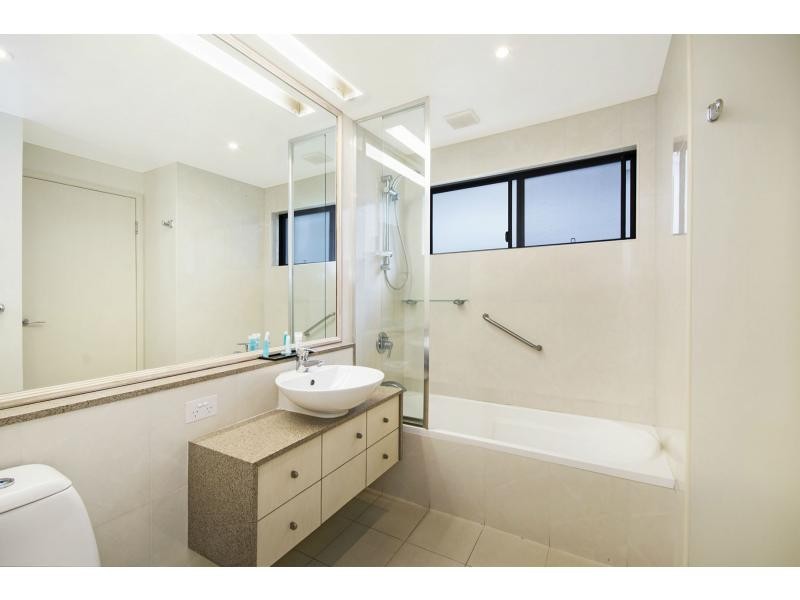 815 Resort Drive, Noosa Springs QLD 4567