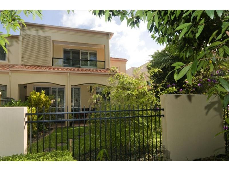 156 Noosa Springs Drive, Noosa Springs QLD 4567