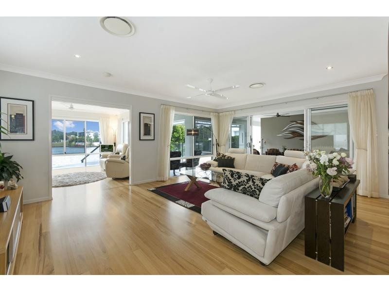 7 Oceanic Court, Twin Waters QLD 4564