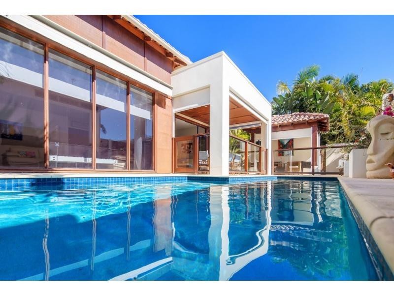 63 Mudjimba Esplanade, Mudjimba QLD 4564