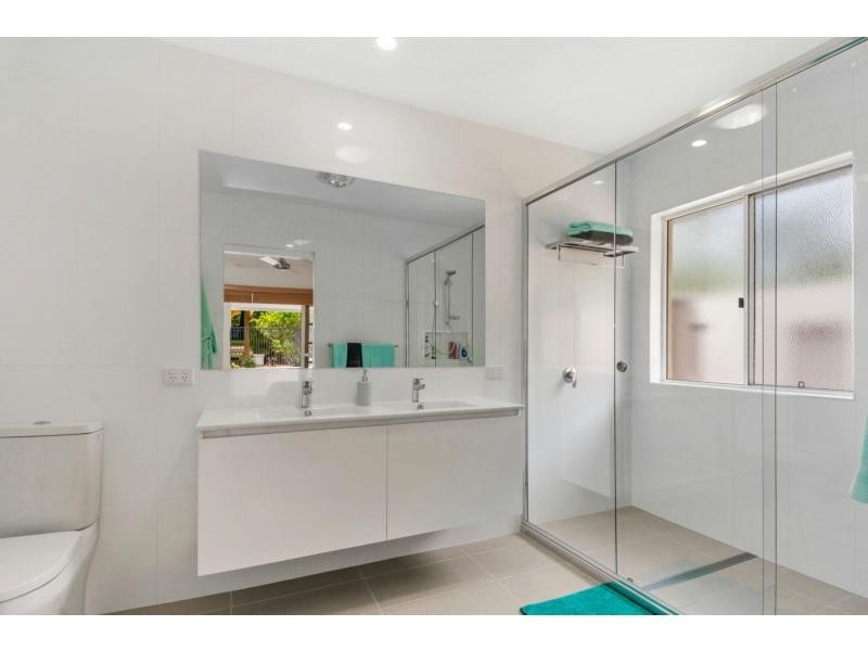 6 Jaggers Court, Tinbeerwah QLD 4563