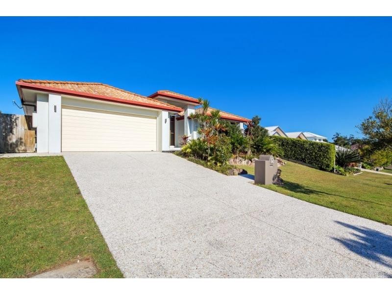 12 Maddens Crescent, Peregian Springs QLD 4573
