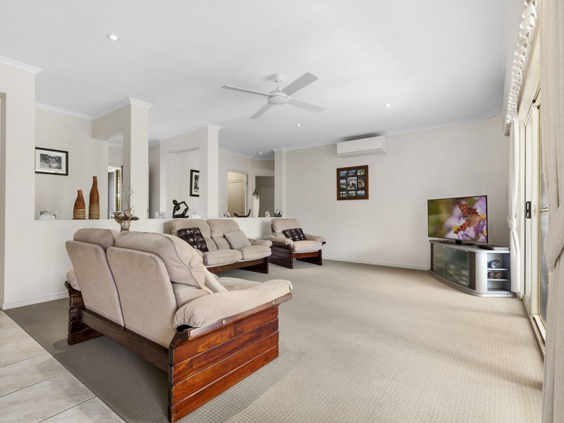 22 Dayspring Street, Sunrise Beach QLD 4567