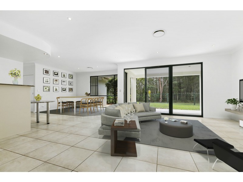 2 Greenside Court, Peregian Springs QLD 4573