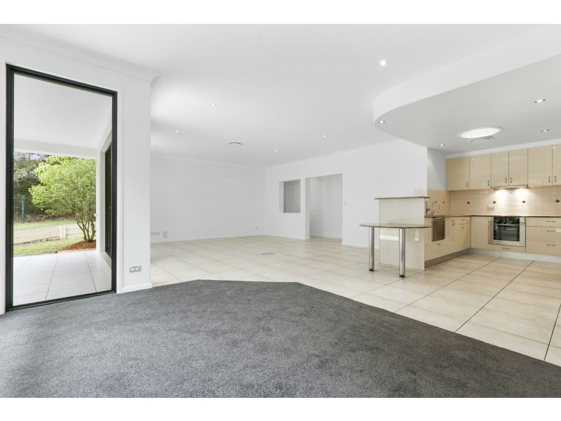 2 Greenside Court, Peregian Springs QLD 4573