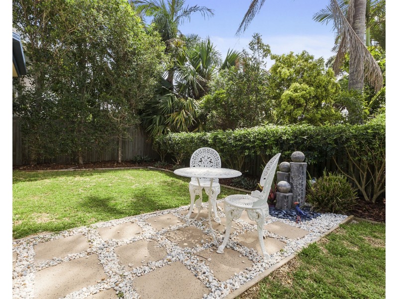 22 Dayspring Street, Sunrise Beach QLD 4567