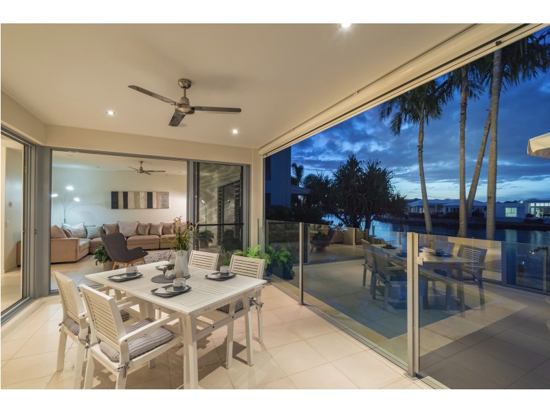 16 Anchorage Cct, Twin Waters QLD 4564