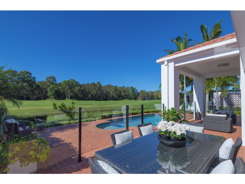10 Baker-Finch Pl, Twin Waters QLD 4564