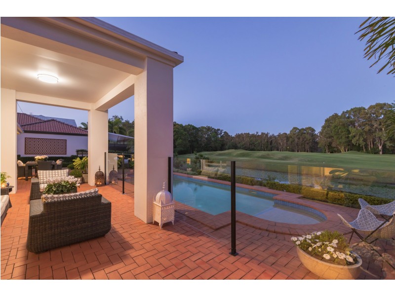10 Baker-Finch Pl, Twin Waters QLD 4564