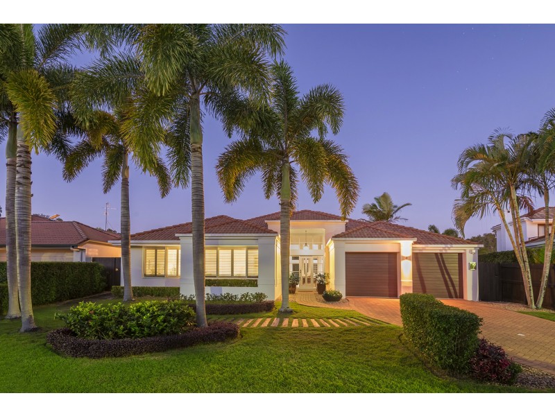10 Baker-Finch Pl, Twin Waters QLD 4564