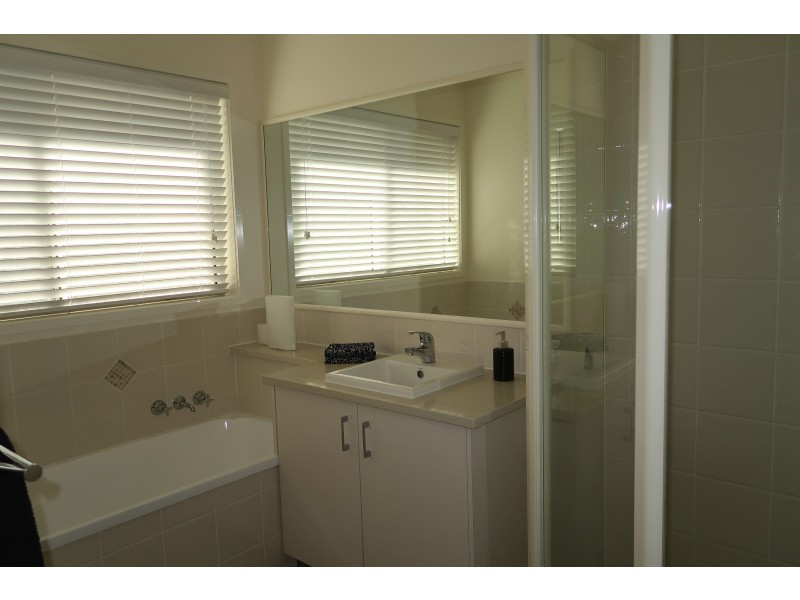 22 Baker-finch Pl, Twin Waters QLD 4564