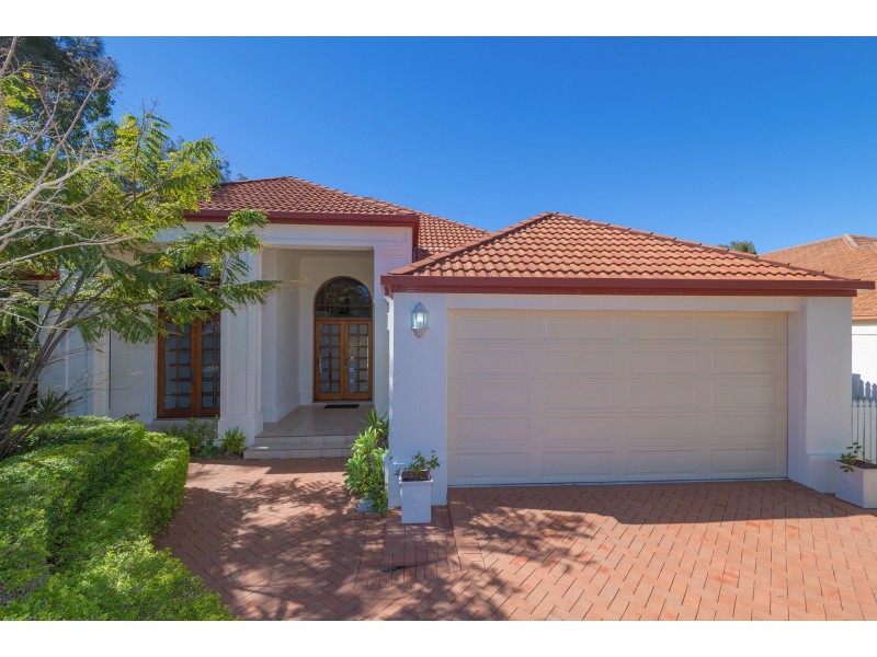 14/Spinifix Place, Twin Waters QLD 4564