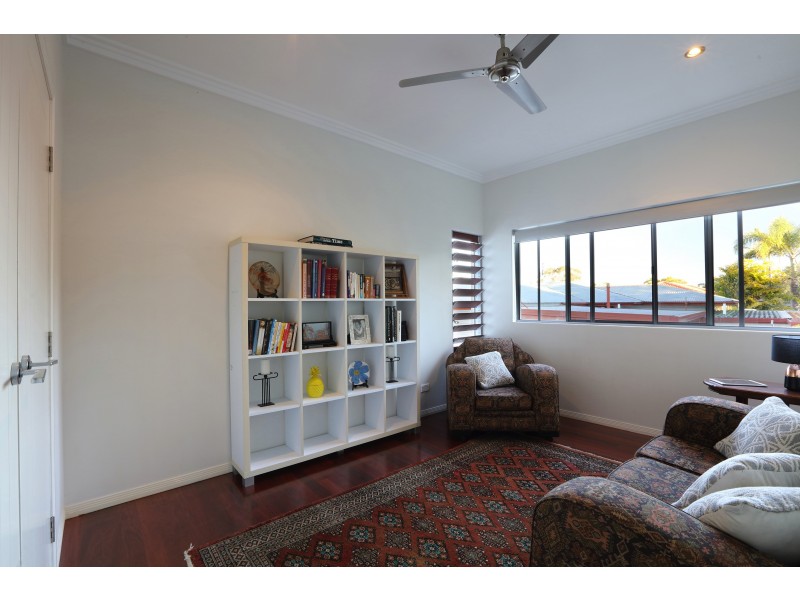 4A Barr Ave, Shelly Beach QLD 4551