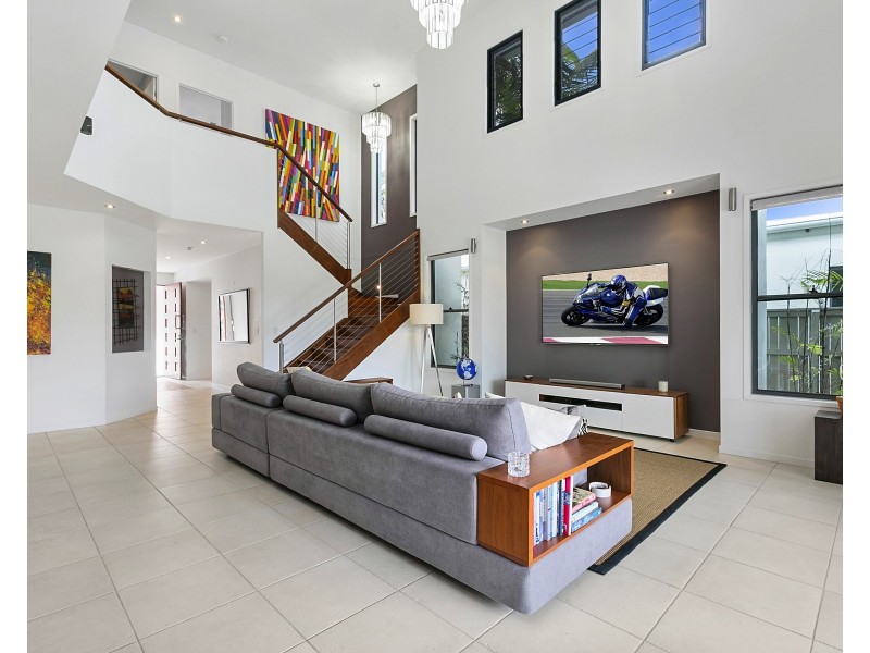 19/115 Peregian Springs Dr, Peregian Springs QLD 4573