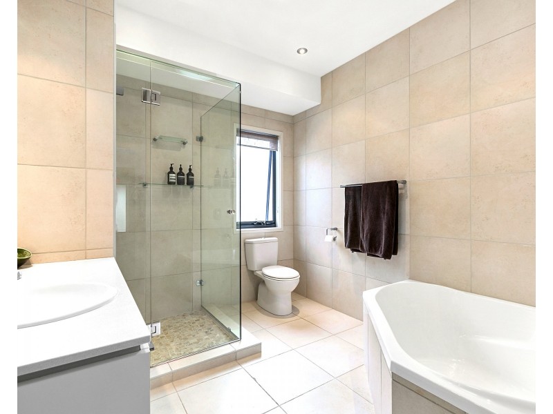 19/115 Peregian Springs Dr, Peregian Springs QLD 4573