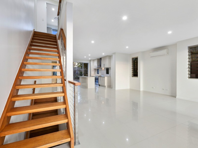 2/26 Orealla Cres, Sunrise Beach QLD 4567