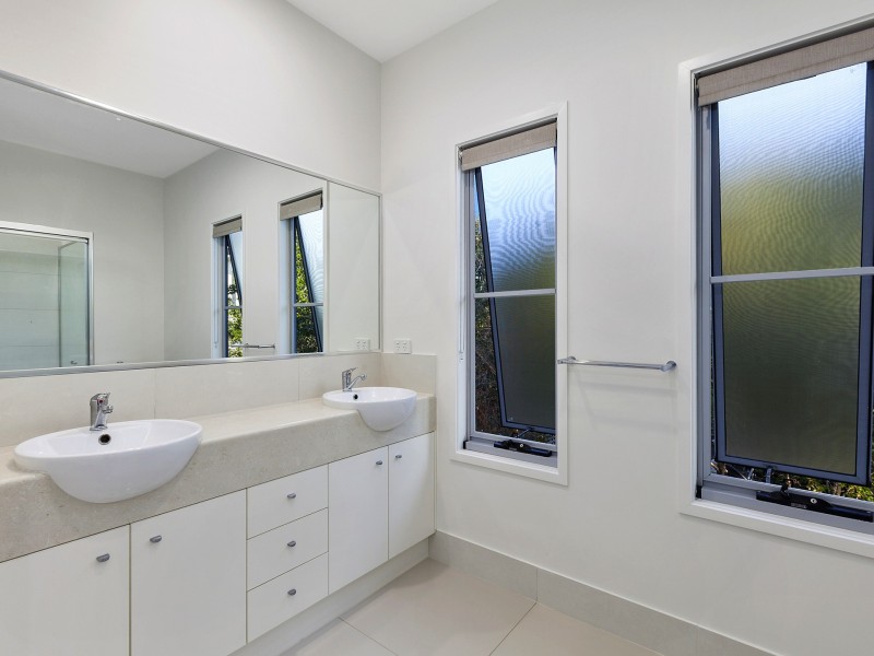 2/26 Orealla Cres, Sunrise Beach QLD 4567