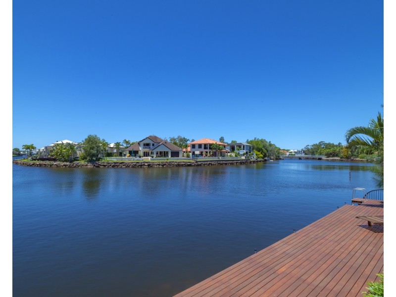 15 Nautilus Pl, Twin Waters QLD 4564