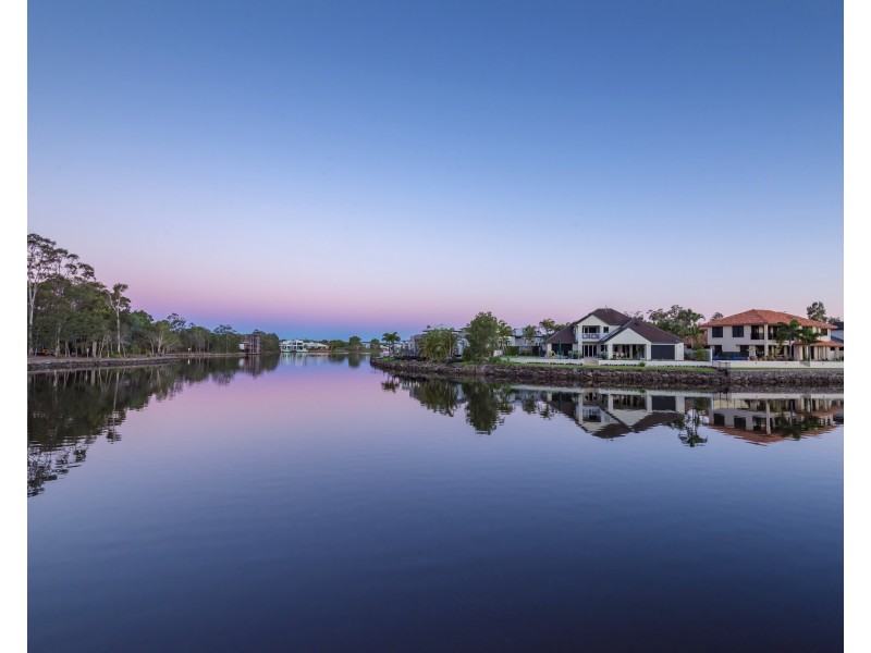 15 Nautilus Pl, Twin Waters QLD 4564