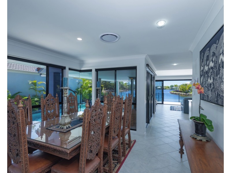 15 Nautilus Pl, Twin Waters QLD 4564