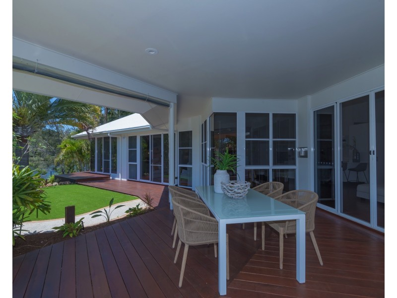 13 Glenwood Pl, Twin Waters QLD 4564