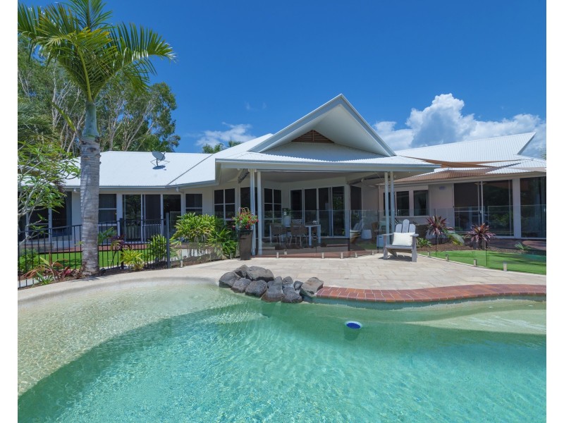 13 Glenwood Pl, Twin Waters QLD 4564