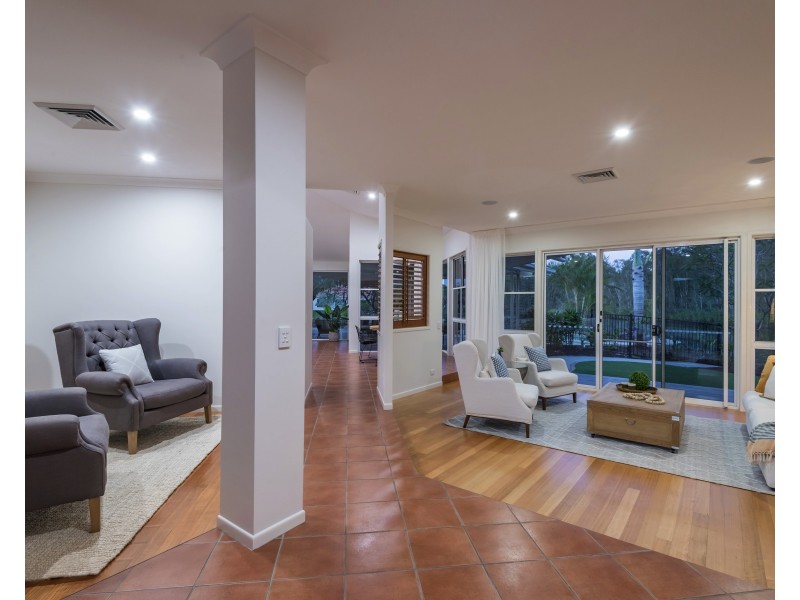 13 Glenwood Pl, Twin Waters QLD 4564