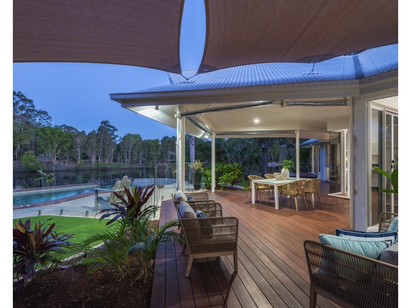 13 Glenwood Pl, Twin Waters QLD 4564