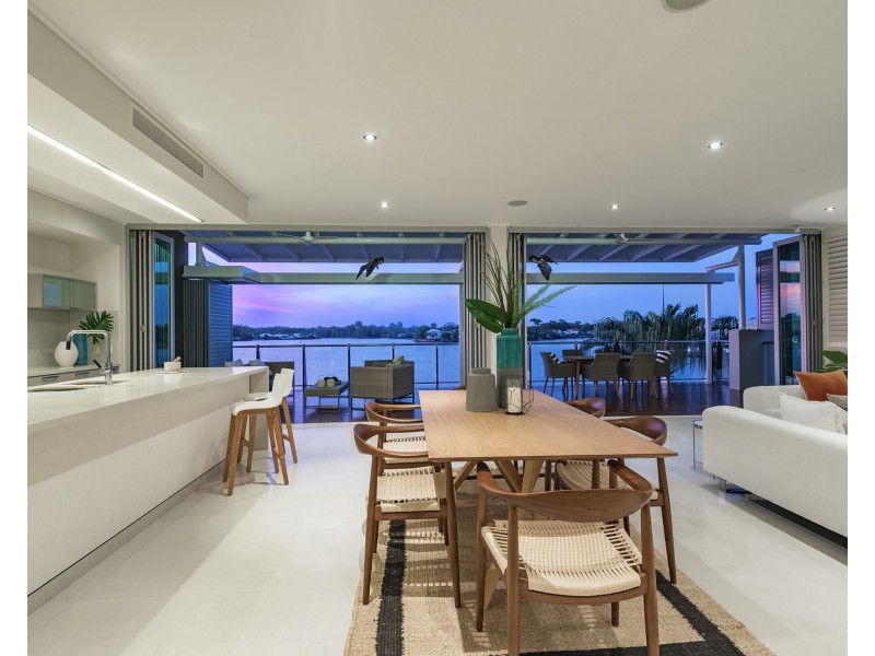 26/20 Anchorage Cct, Twin Waters QLD 4564