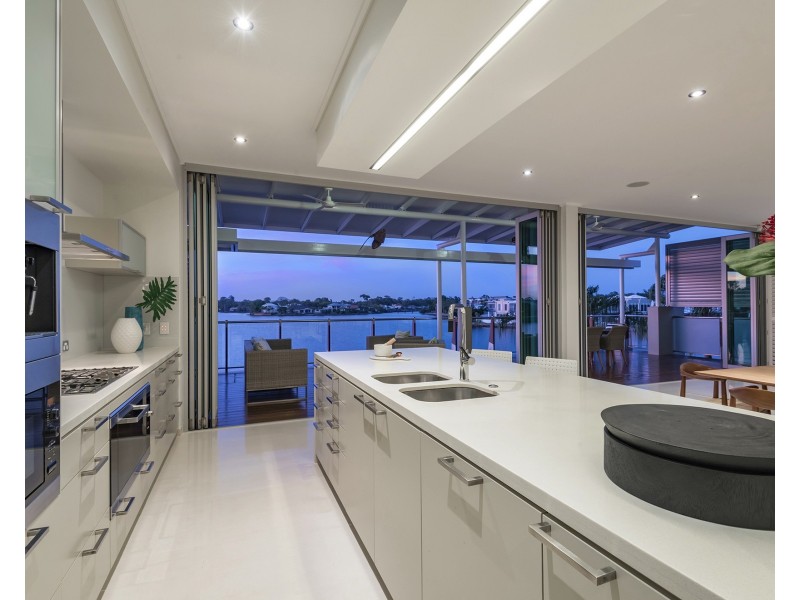 26/20 Anchorage Cct, Twin Waters QLD 4564