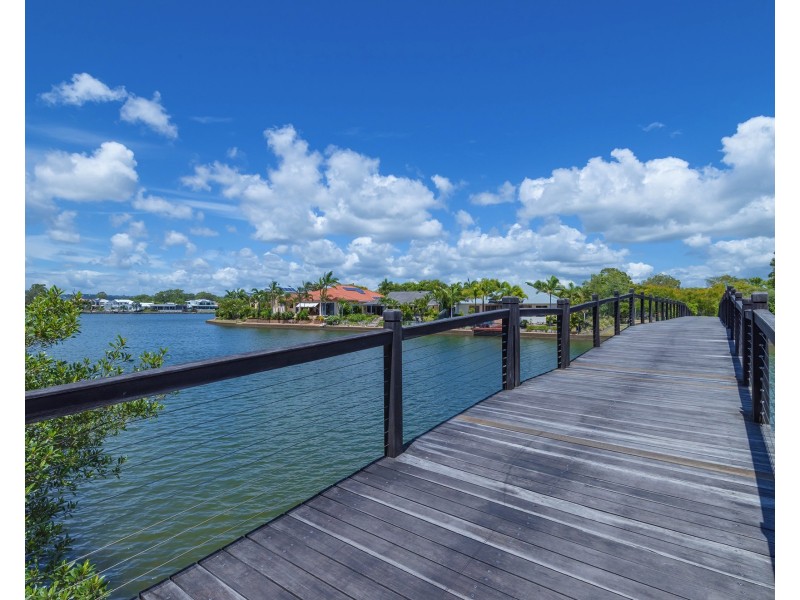 7/20 Baywater Dr, Twin Waters QLD 4564