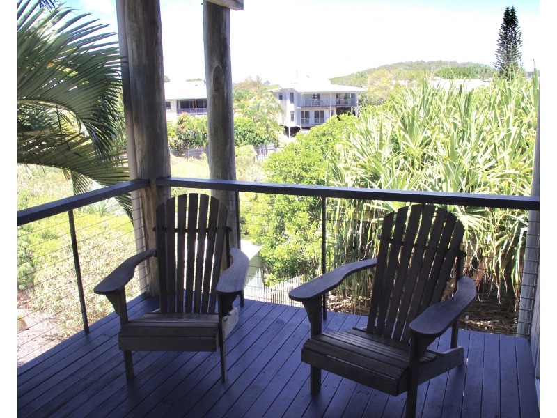 54 Driftwood Drive, Castaways Beach QLD 4567