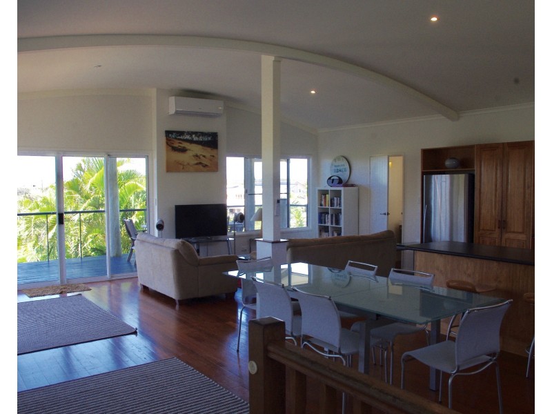 54 Driftwood Drive, Castaways Beach QLD 4567