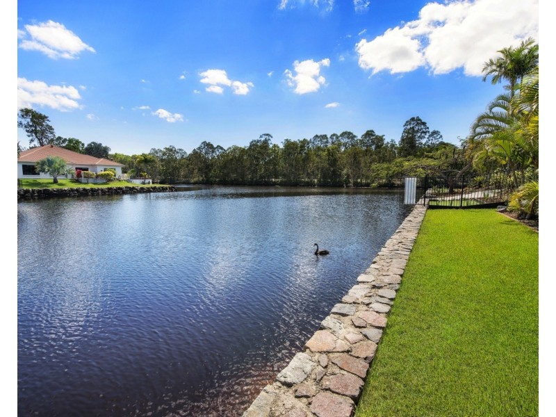 11 Glenwood Pl, Twin Waters QLD 4564