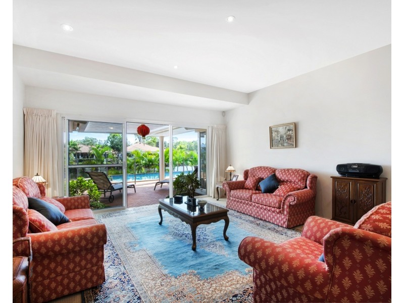 11 Glenwood Pl, Twin Waters QLD 4564