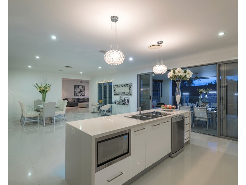 36 Anchorage Cct, Twin Waters QLD 4564